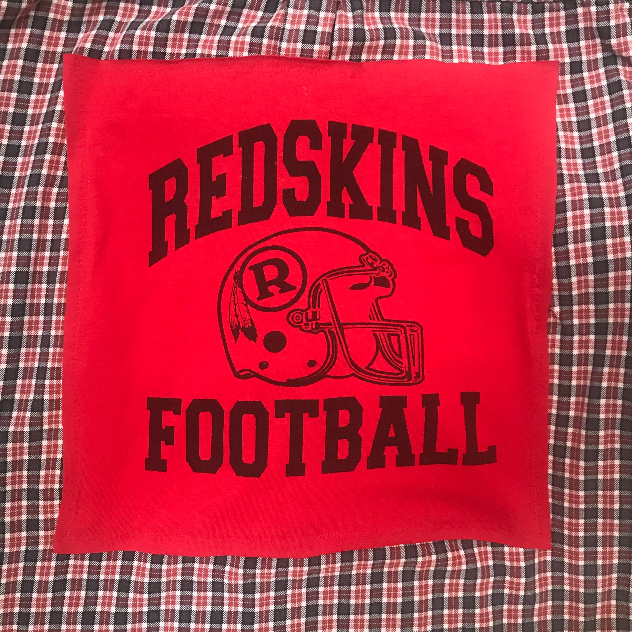 Washington Redskins MEDIUM T-shirt backed flannel