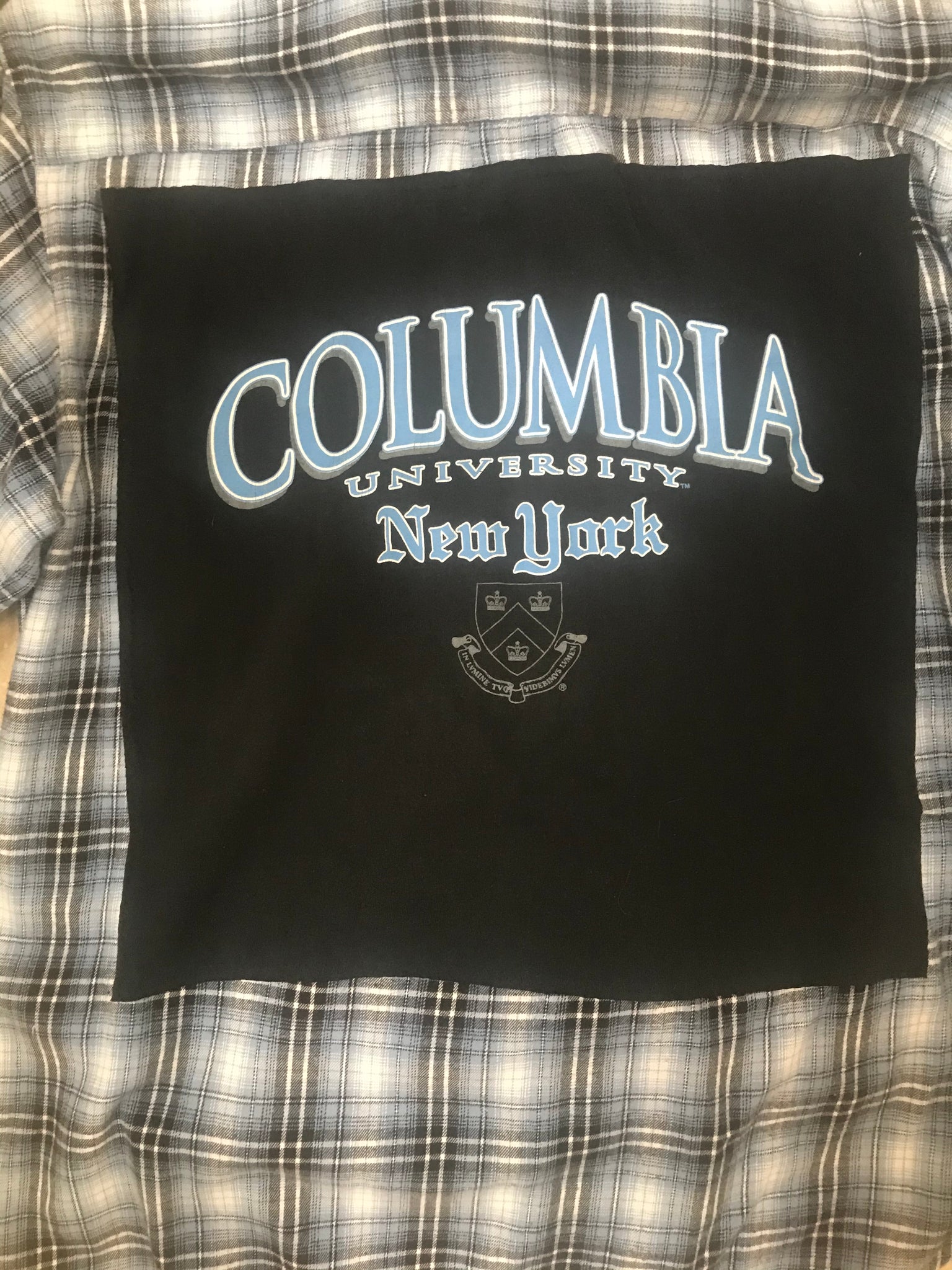 Columbia LARGE Columbia University T-shirt backed flannel